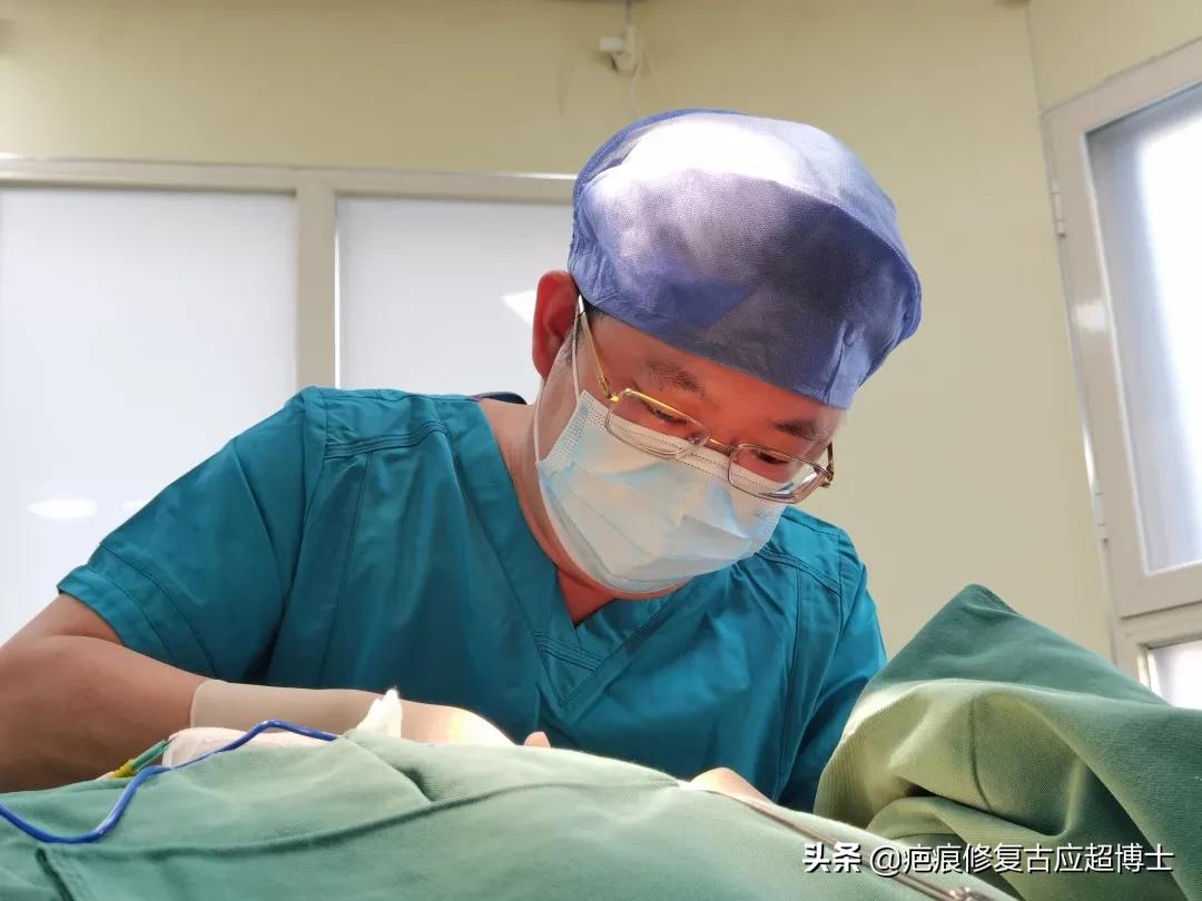 背部瘢痕疙瘩怎么去除,肩膀瘢痕疙瘩怎么食疗