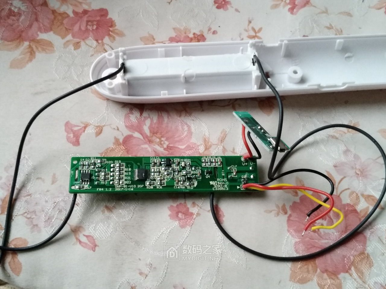 电蚊拍电路图原理检修视频,电蚊拍电路故障维修大全