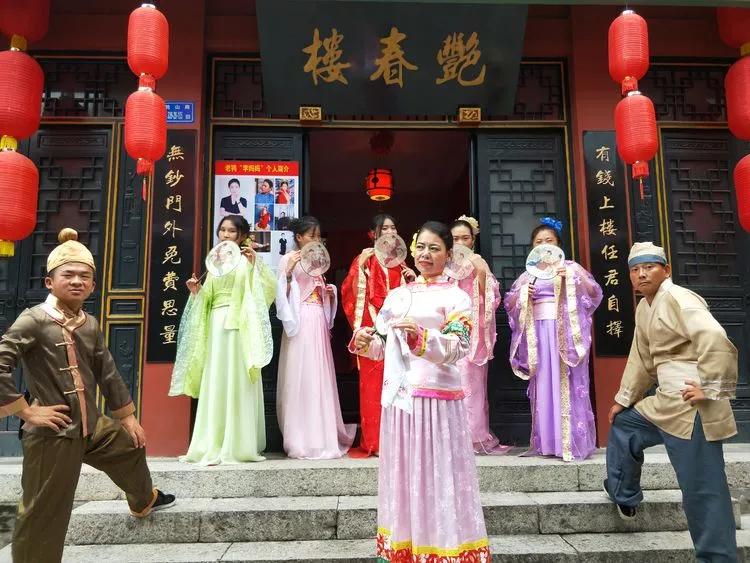 有玩有吃的礼物,有玩有吃的旅游景点