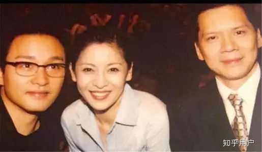 向华胜和向华强的关系如何,香港向华胜与向华强