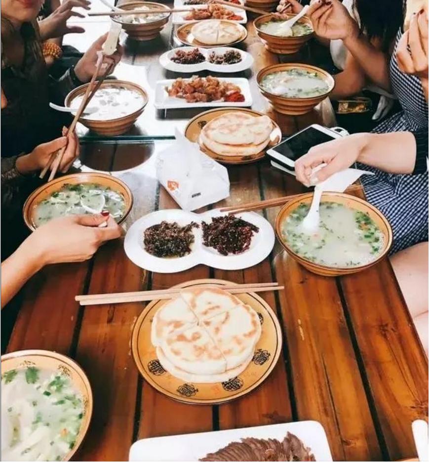 坐上公交去旅行!跟着这条101路线,带你玩遍大半个都江堰~一站一景,吃喝玩乐一网打尽!