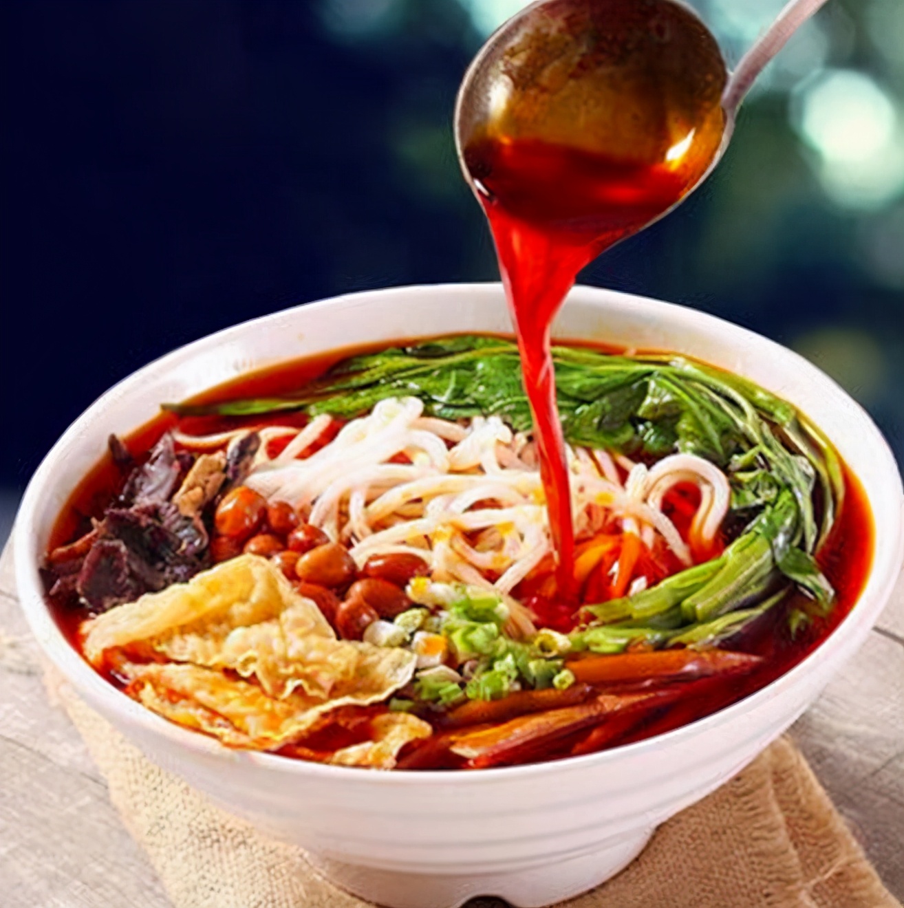 嘻螺会原汤牌螺蛳粉怎么煮,嘻螺会和斌师傅螺蛳粉哪个好吃