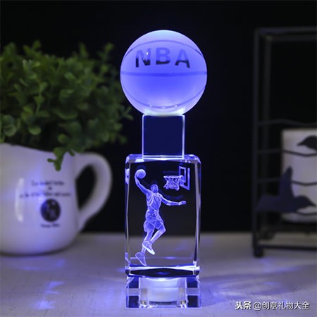 初中男生喜欢的礼物排行榜,初中男孩子最喜欢的礼物