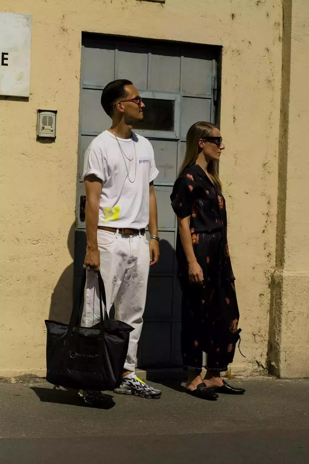 一根腰带穿衣搭配图,一条细细的腰带