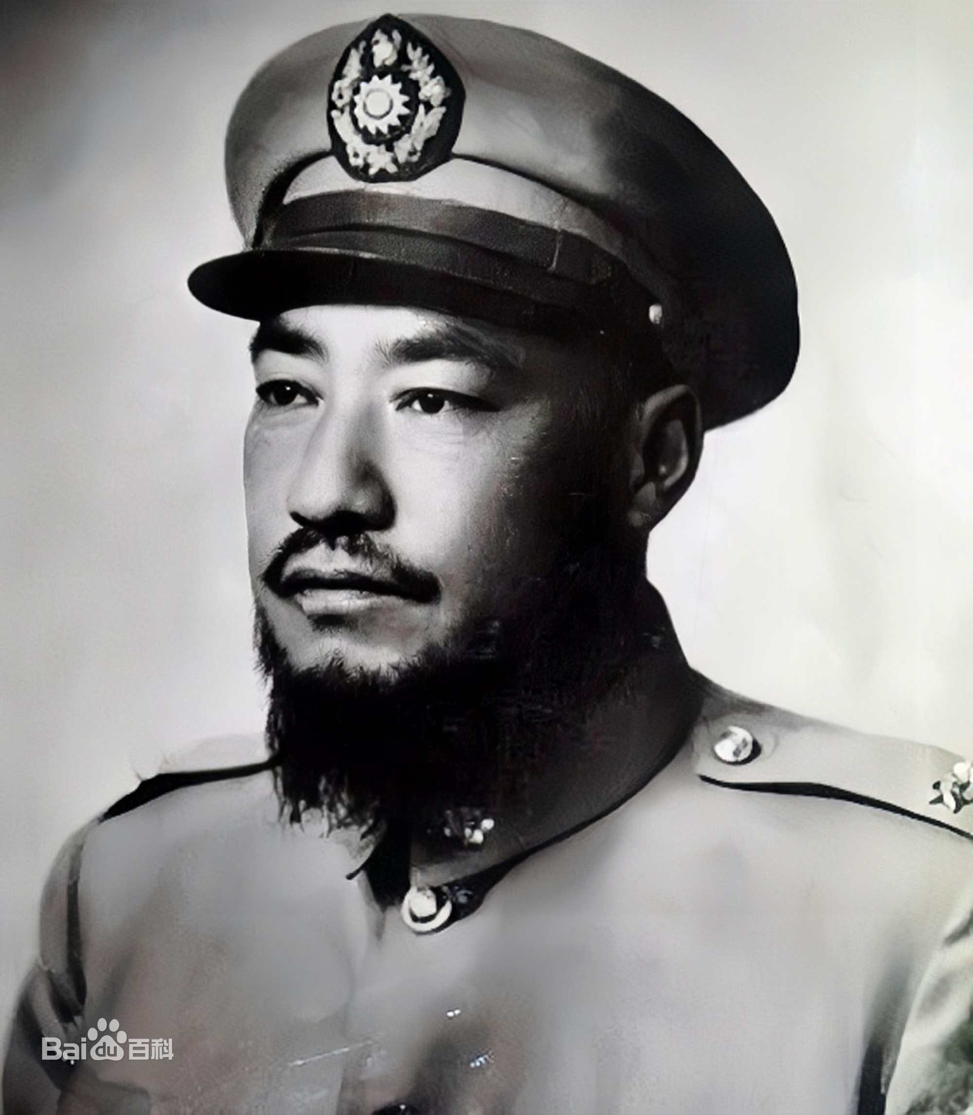 马步芳在沙特吹了个牛,竟和刘德华爱情悲剧名曲,产生一丁点联系