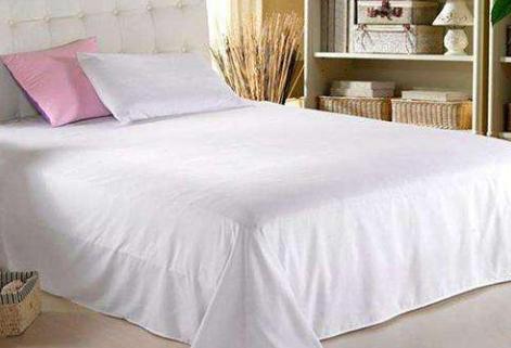 床单睡得发黄怎么处理,新床单放久了折叠处发黄怎么去除