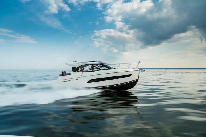 如果你厌倦了陆地，那么如何拥有一条船？