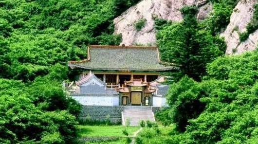 鞍山岫岩玉都,揭秘中国玉都岫岩6万吨玉石