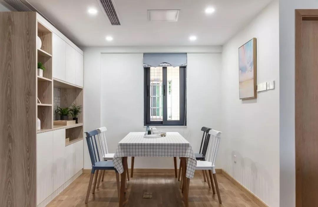 客厅玄关放冰箱的设计,客厅放嵌入式冰箱怎么设计