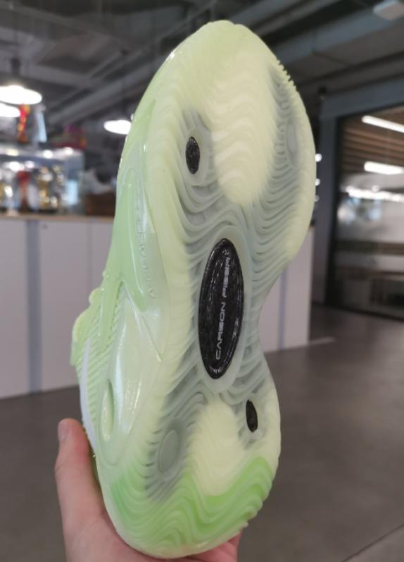 kt1复刻耐磨,安踏kt系列水花