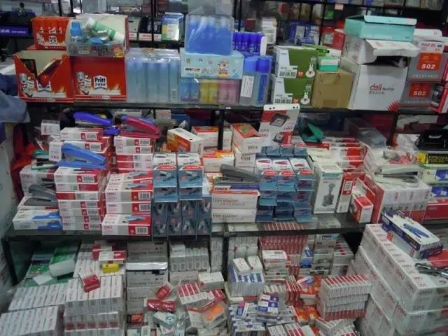 昆明旅游购物攻略大全最新,昆明旅游吃喝指南推荐地方在哪里