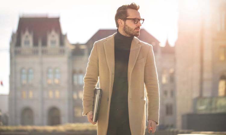 手上没钱又不想上班适合做什么,人到50岁不想打工可做这5个小生意