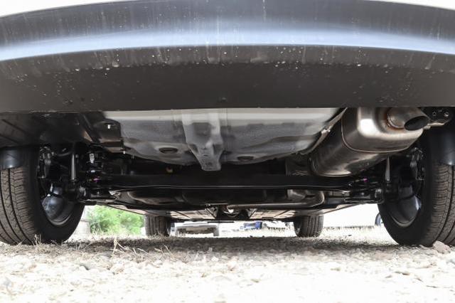 北京现代领动16年高配活力橙,现代领动高配