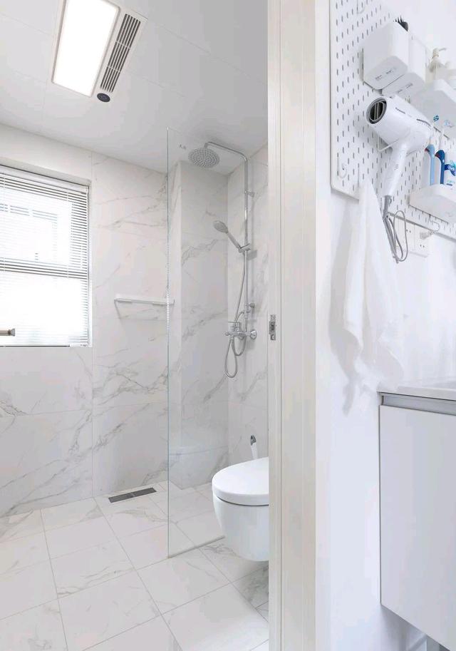 小户型卫生间装修攻略,1.6平方卫生间太小怎么干湿分离