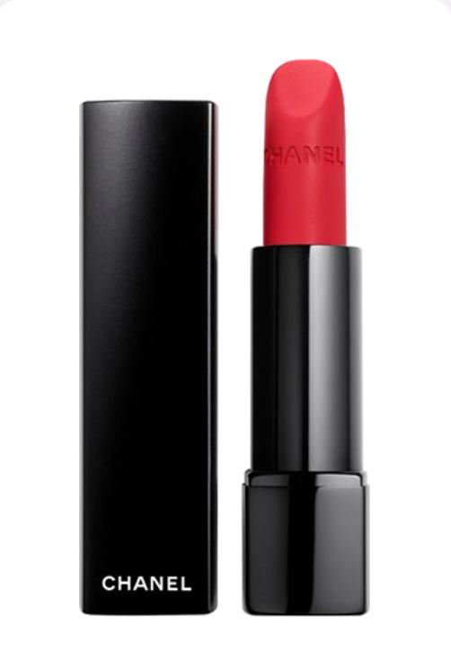 什么口红显白最快,口红显白色号推荐