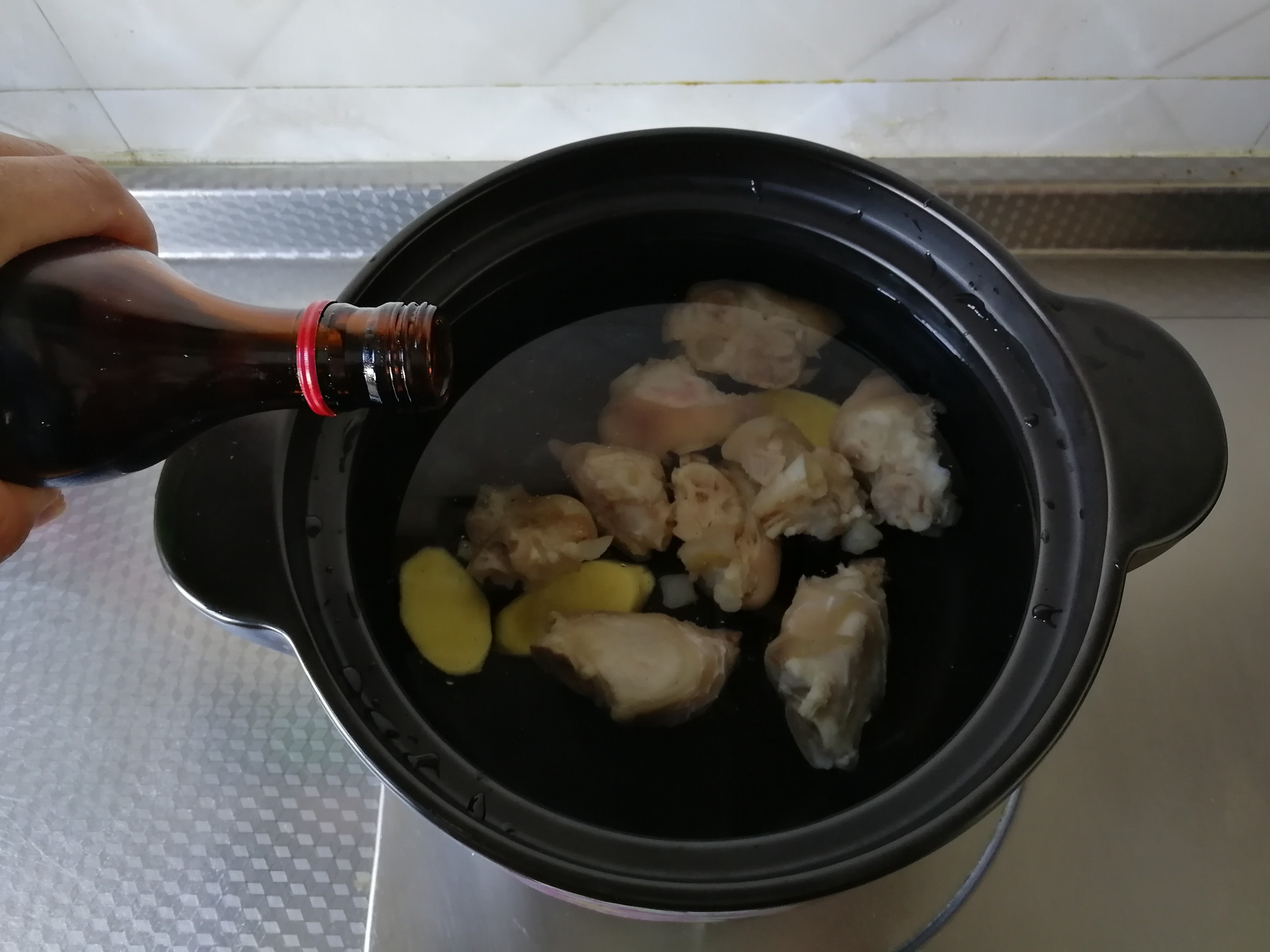 懒人美容汤恢复皮肤弹性全靠这汤,常喝此汤皮肤会越来越红润