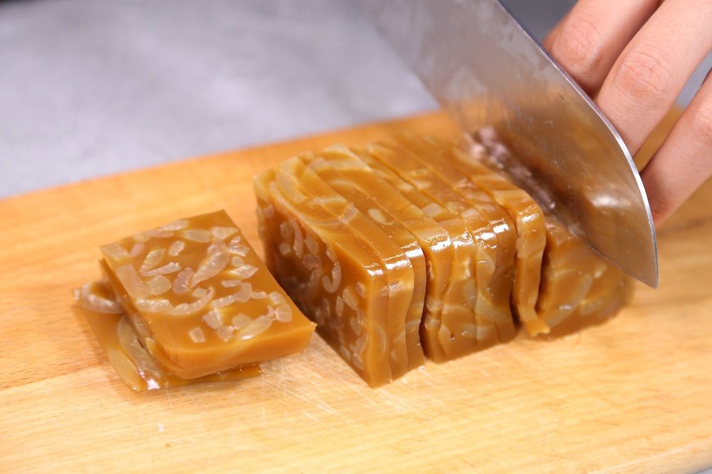 怎样做猪皮冻不腥特别好吃,做猪皮冻猪皮不烂怎么办