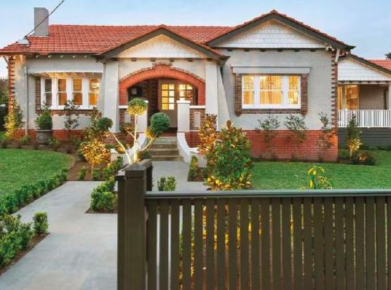 墨尔本平民房价,国外凶宅二手房出售