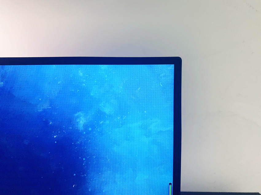 700元的显示器开箱，三星窄边框24寸75Hz屏，性价比很高？