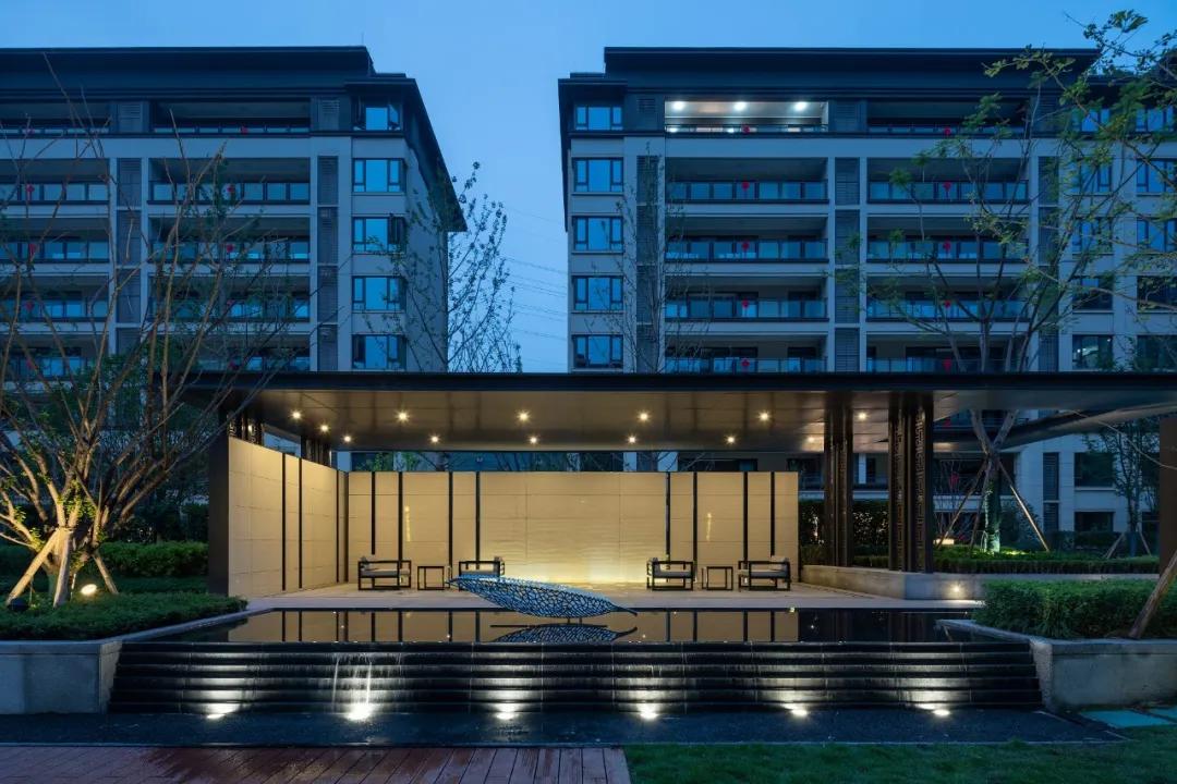 万科金开悦府,万科金开悦府高压线