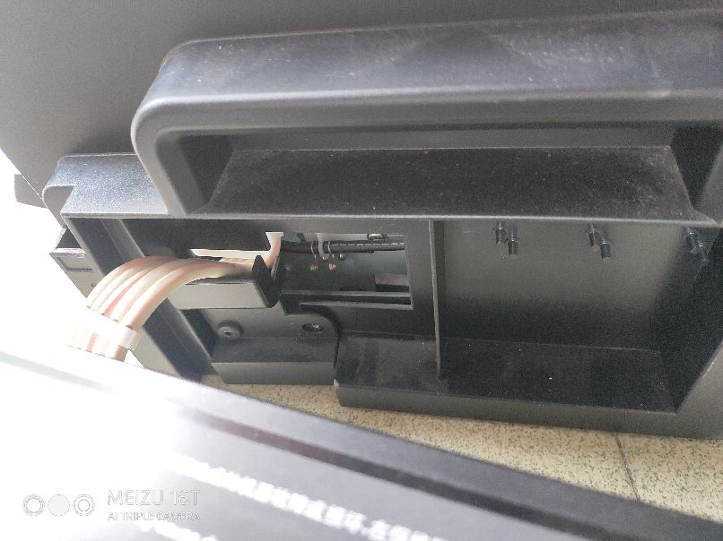 爱普生l1300进纸一点就显示卡纸,爱普生l1300打印歪斜卡纸