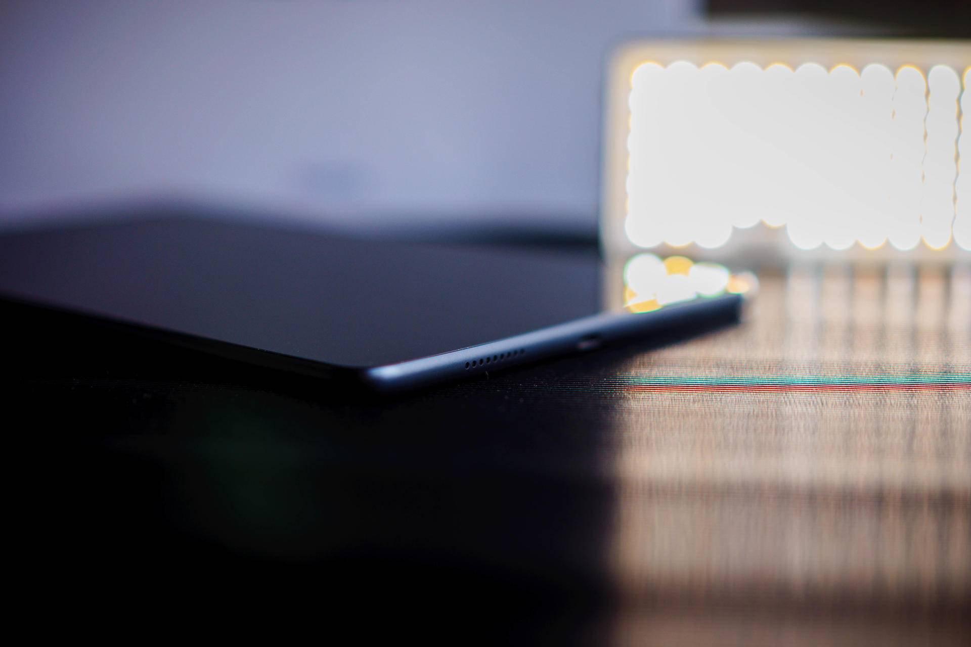 一笔2K四扬声6WIFI八核十寸屏