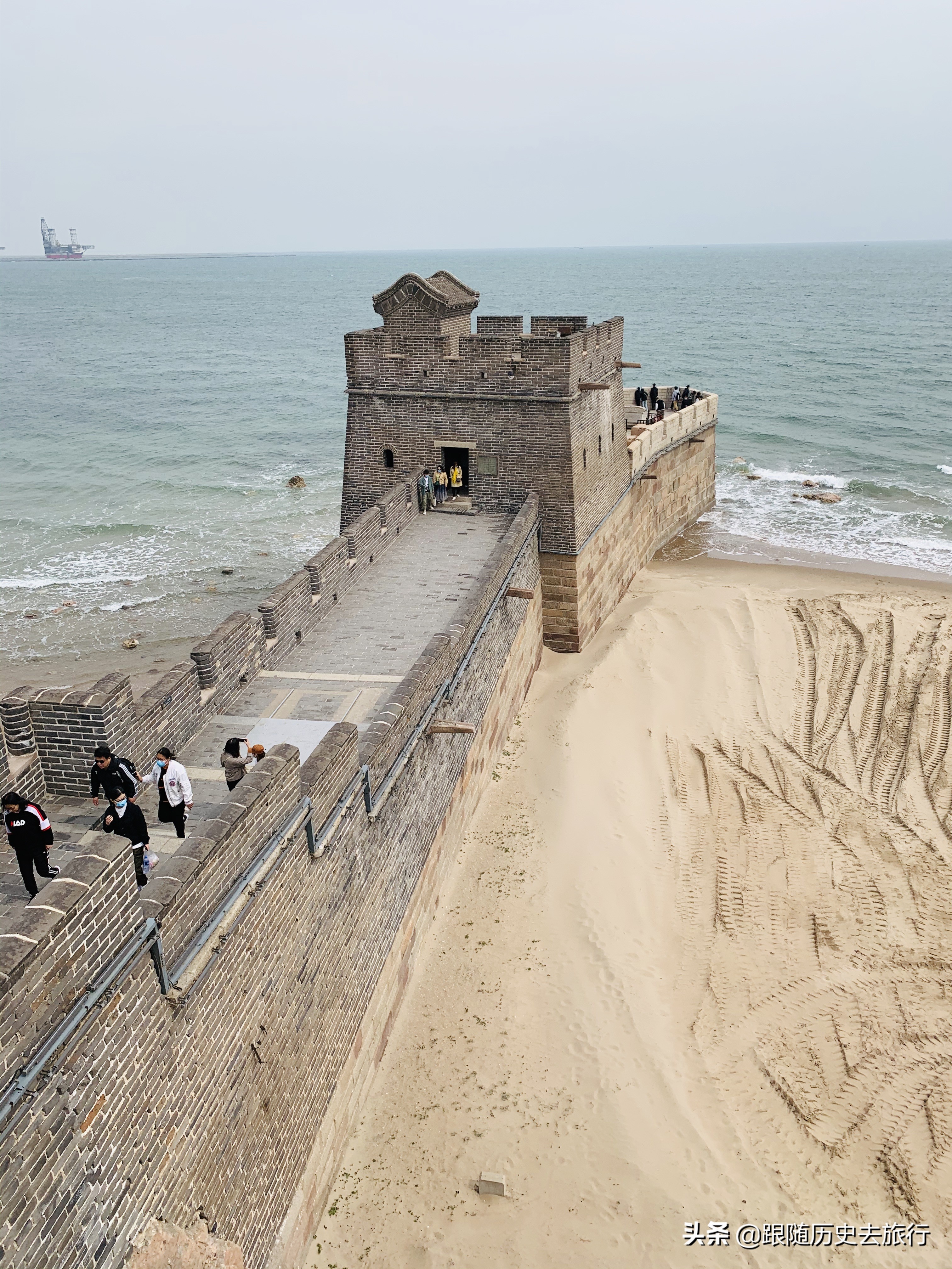 秦皇岛古长城美如画,万里长城老龙头俯视图