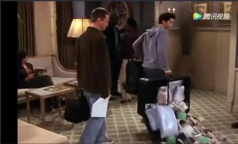 损坏酒店1000物品客人拒绝赔偿,损坏物品不赔偿可以报警吗