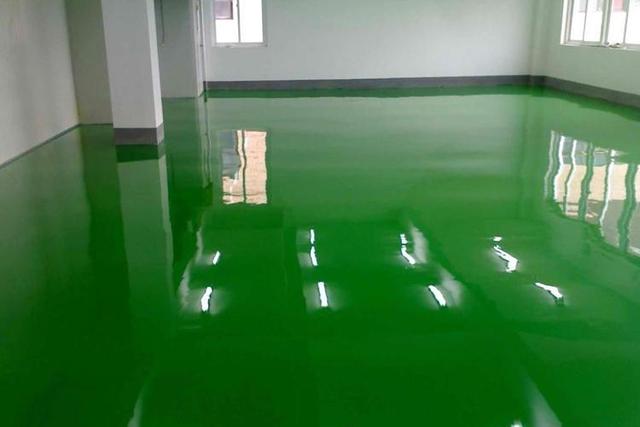 做完水泥地面后几天能做自流平,水泥地面找平和水泥自流平的区别