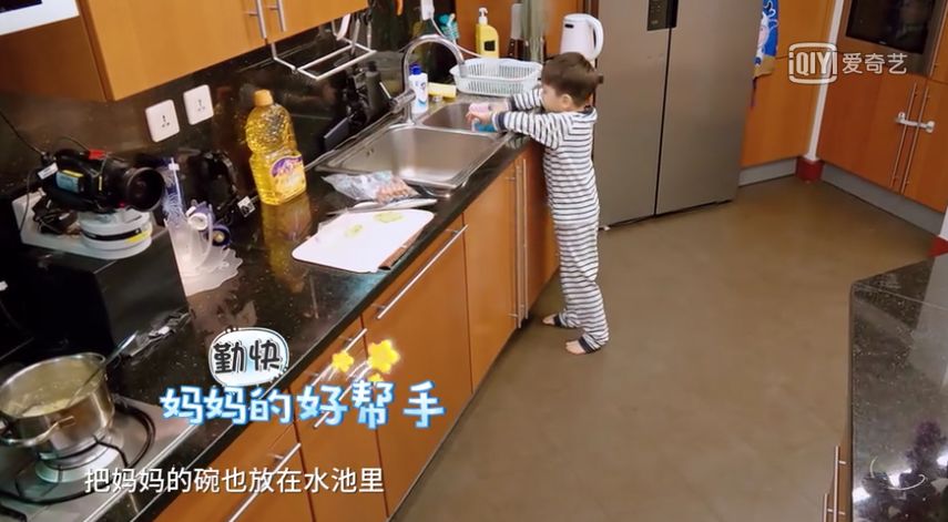 霍思燕和杜江对嗯哼说的话,霍思燕和杜江对嗯哼的教育