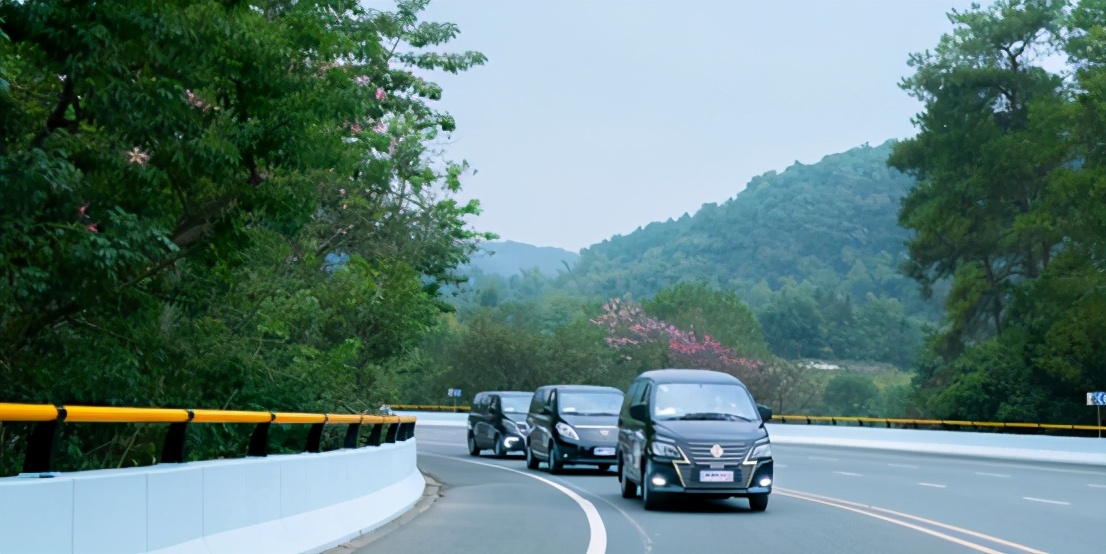 东风mpv新菱智,试驾风行菱智m5九座车感受