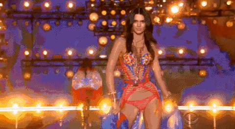 令人惊叹的维密超模,回忆当年1997年维密超模