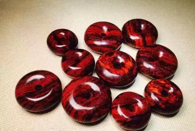 升值又治病|木头中的四大名药，你了解吗？