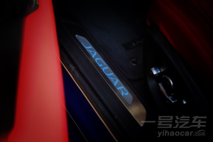 捷豹xel2.0t250psr-dynamics进取运动版,捷豹xel试驾评测