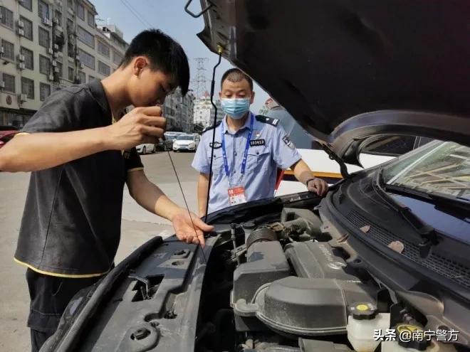 首府警察故事丨警队“试吃官”和“试驾员”真不是那么好当的
