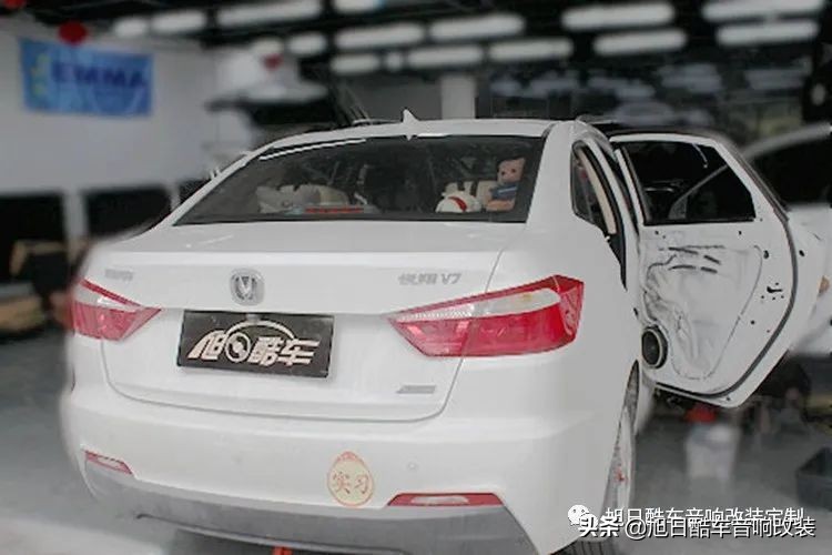 长安悦翔v3换音响,长安悦翔v5改音响