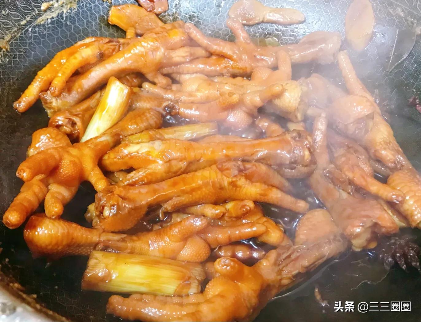 鸡爪怎样做才烂烀，一道快手卤凤爪教给您，40分钟出锅入口脱骨
