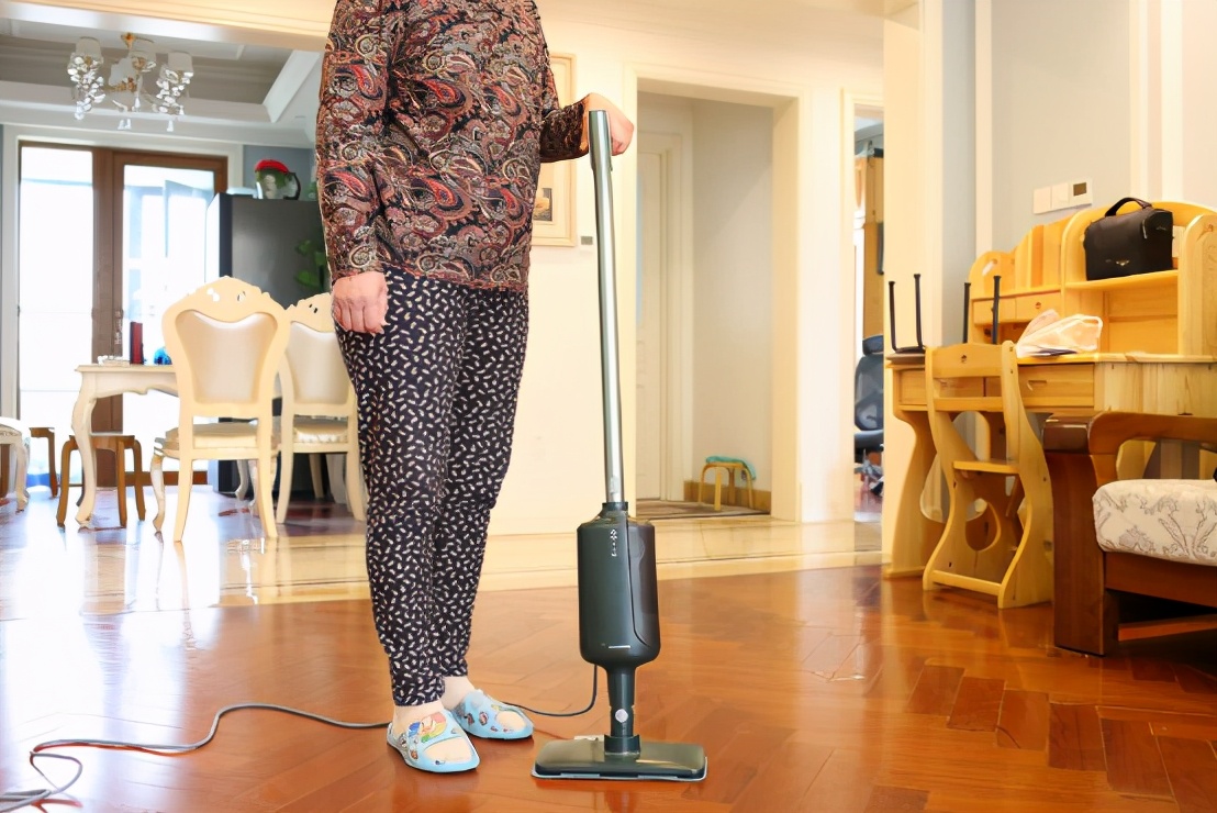 大宇滚筒电动蒸汽拖把,大宇手持蒸汽拖把好用吗