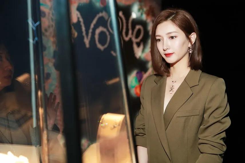 项链手链断了去哪里修,周大福手链断了免费维修吗