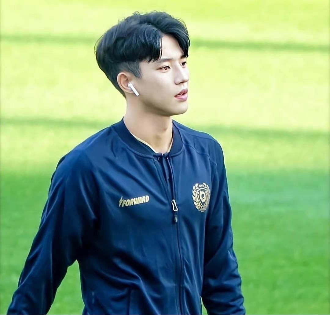 韩国足球队颜值,韩国男运动员逆天颜值