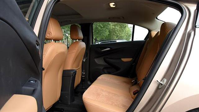 5万左右买哪款别克比较好,16年别克凯越4万多值得购买吗