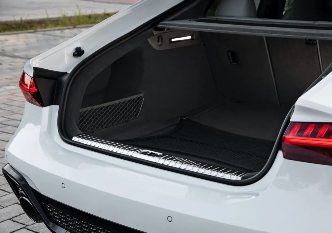 燃油车的魅力奥迪rs7,中国首台奥迪rs7-r