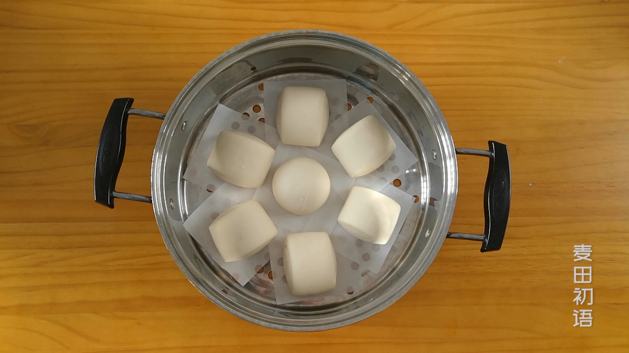 香味十足的奶香馒头，超级松软有弹性，不坑洼不缩皱的秘密都在这