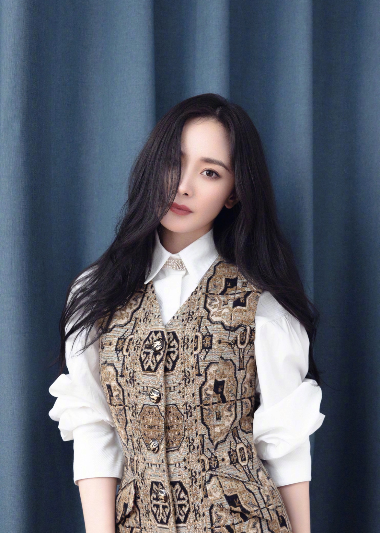 天生的美人胚子,脸上一般具有4个特征,淡妆浓妆都很好看