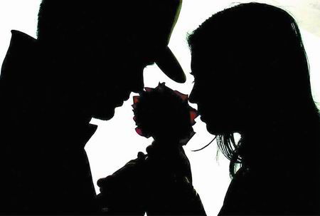 男女间需要满足哪些情感需求,男性和女性对于婚姻的需求不一样