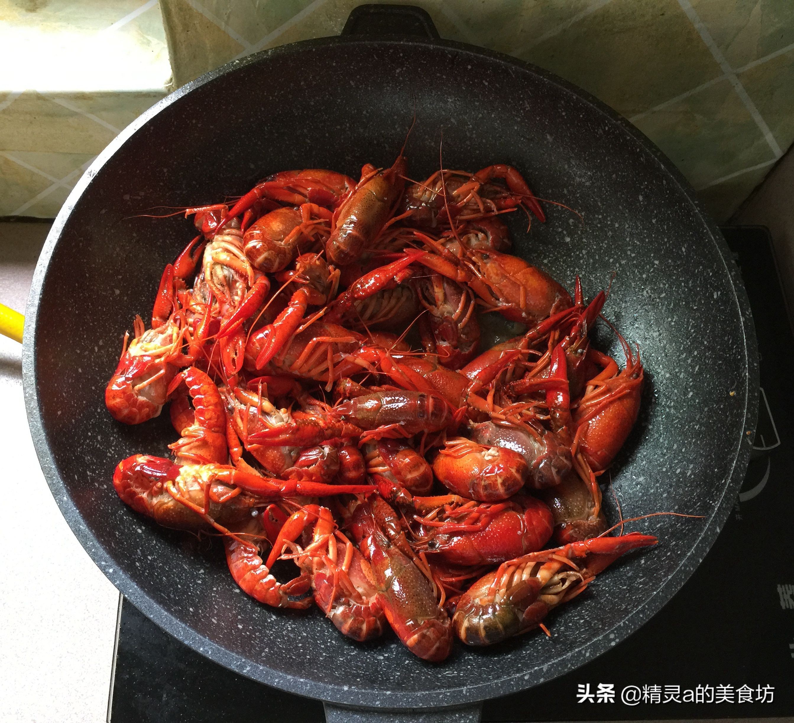 这才是小龙虾的正确打开方式,享用小龙虾的正确姿势get起来