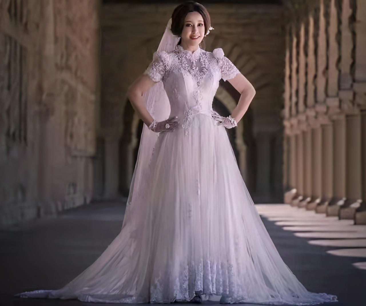 70岁刘晓庆再次演18岁少女,刘晓庆出演28岁女警花造型曝光