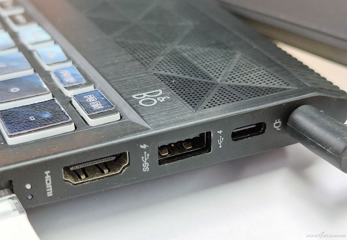 怎么实现充电宝给笔记本电脑充电,普通充电宝怎么给电脑充电