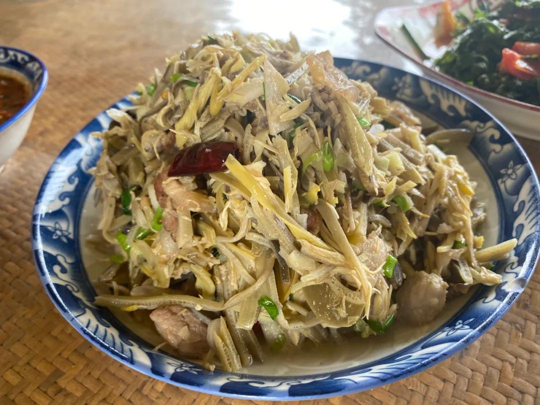 阳春三月·食花记