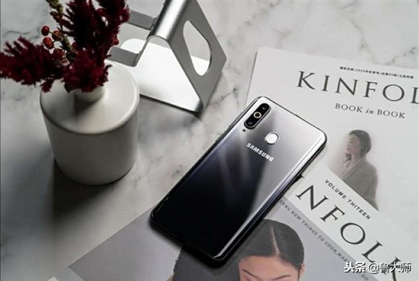 荣耀v20最新特价 (新手机发布荣耀v20)